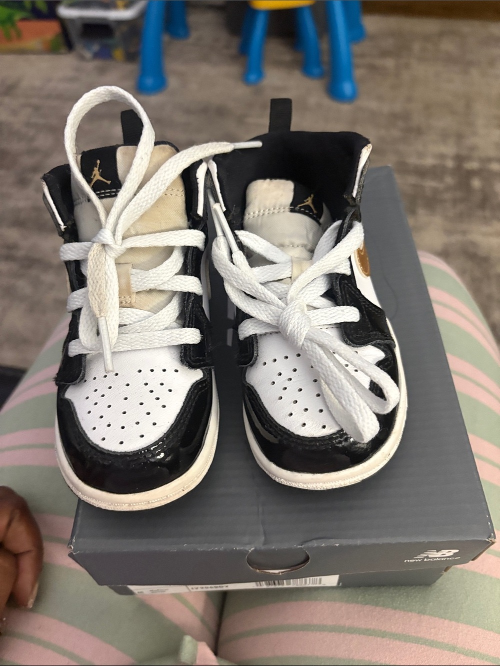 Jordan Kids Black, White & Gold High-Top Sneakers - Picture 4 of 5